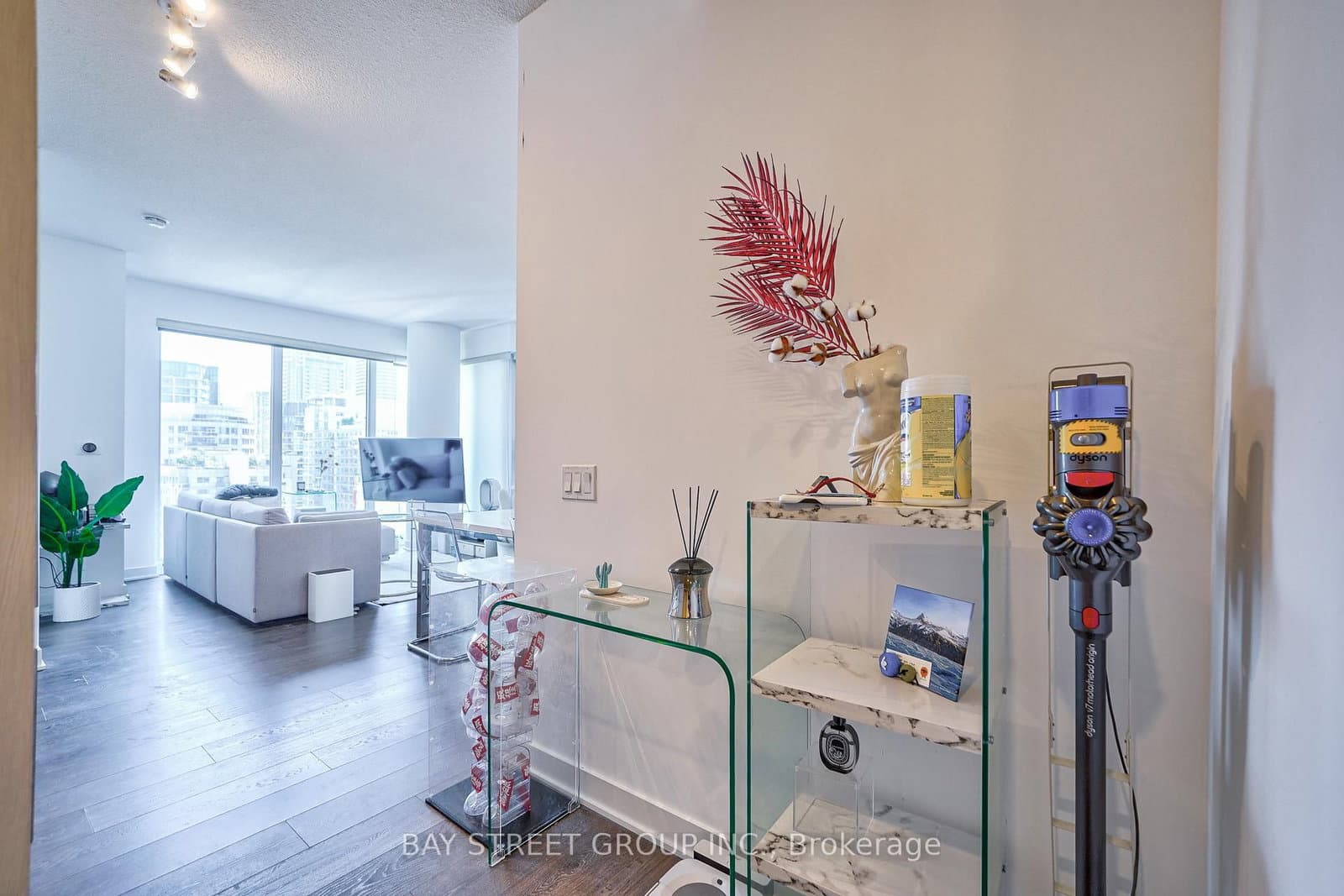 115 Blue Jays Way, Unit 2205 thumbnail 6