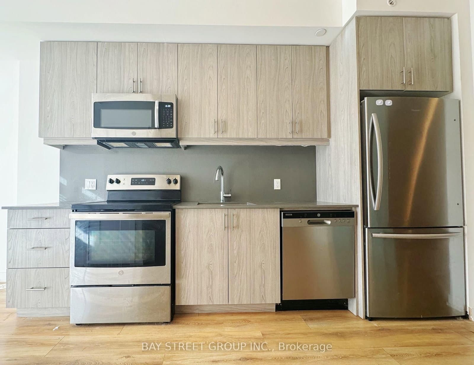 57 Finch Avenue W, Unit 30 thumbnail 3