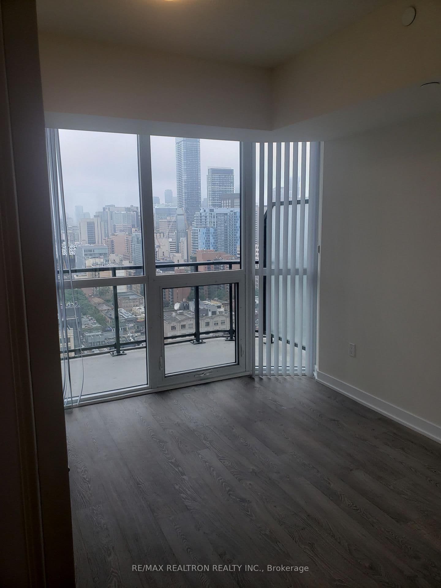 99 John Street, Unit 2307 thumbnail 9
