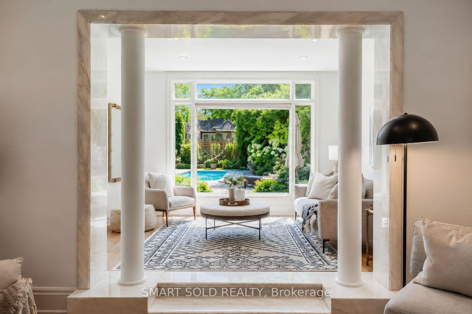 347 Cortleigh Boulevard thumbnail 5