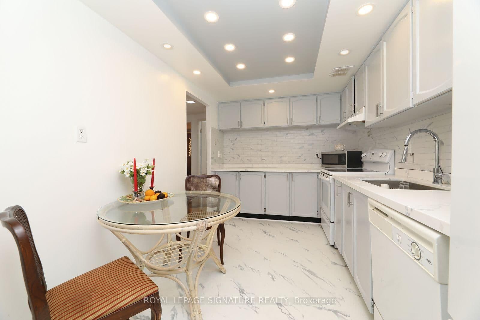 3303 Don Mills Road, Unit 1402 thumbnail 16