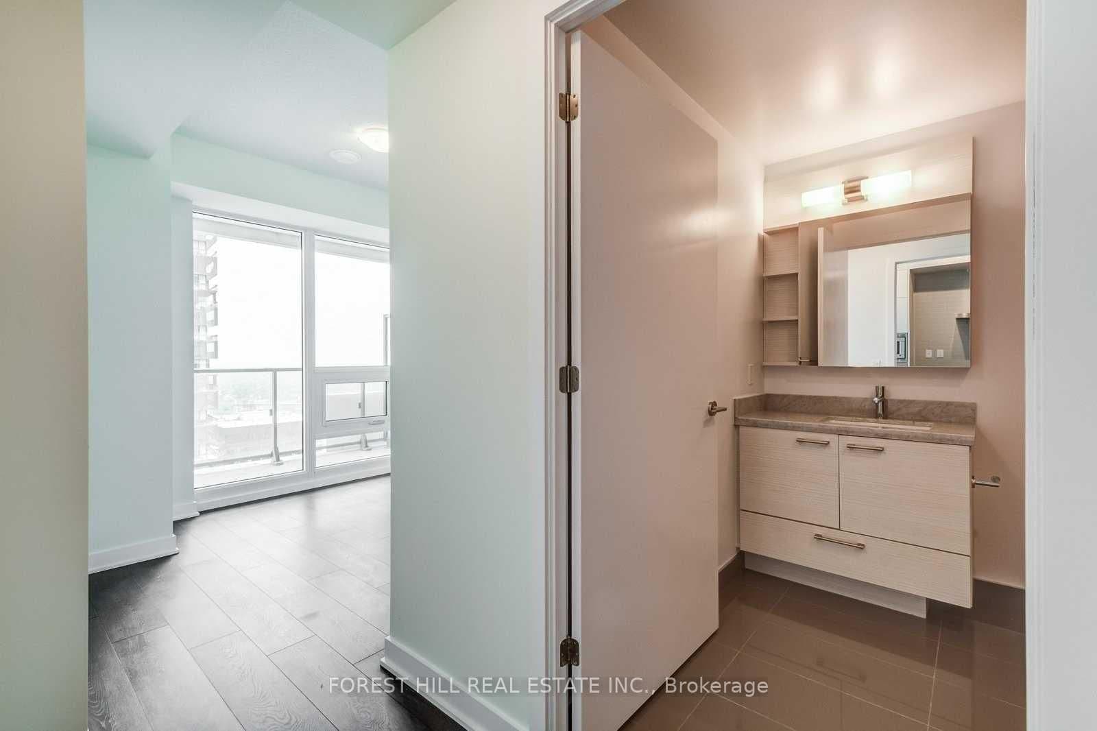 2221 Yonge Street, Unit 5610 thumbnail 19