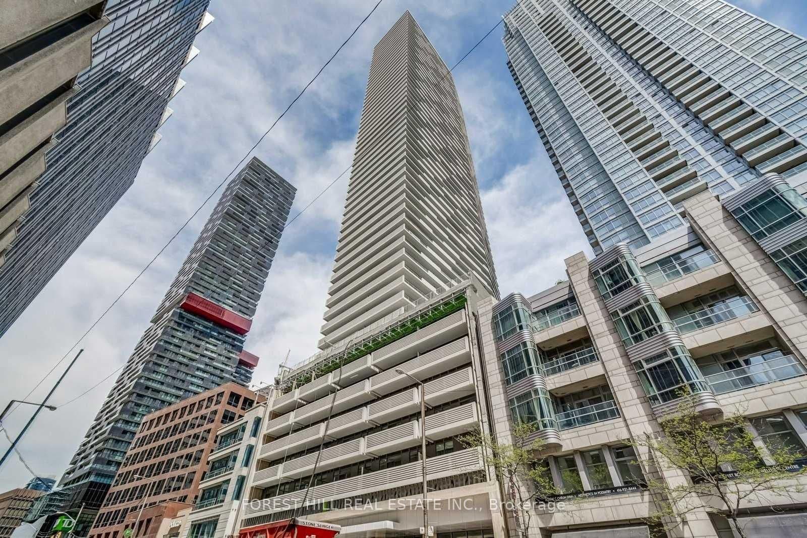 2221 Yonge Street, Unit 5610 thumbnail 2