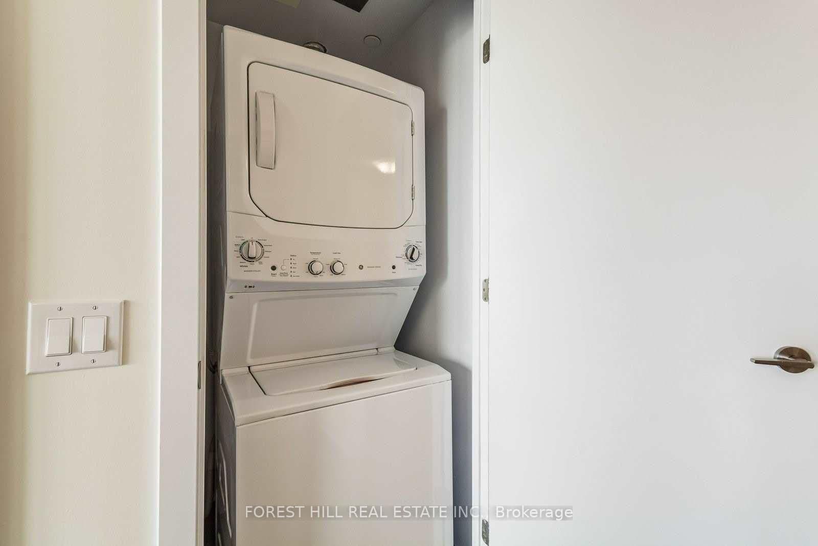 2221 Yonge Street, Unit 5610 thumbnail 23