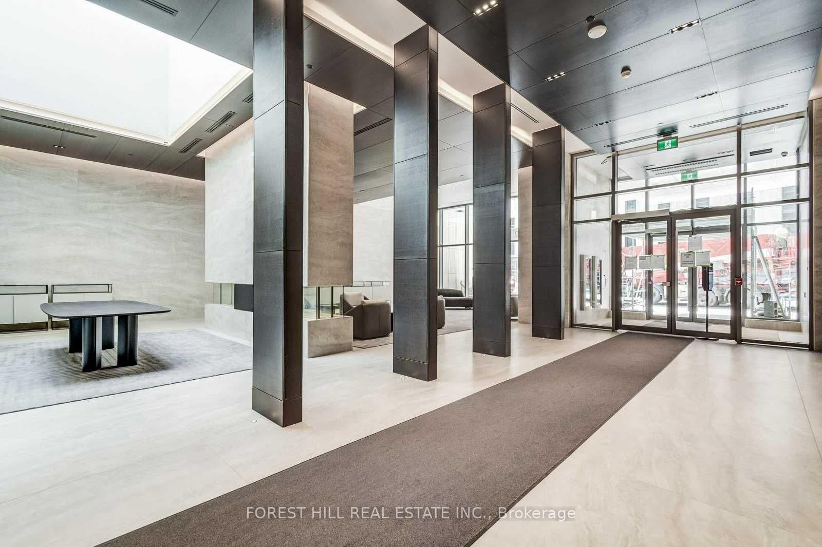 2221 Yonge Street, Unit 5610 thumbnail 3