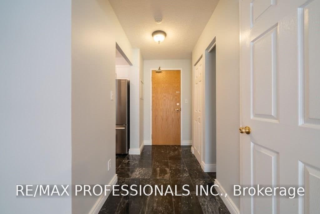 99 Hayden Street, Unit 610 thumbnail 4