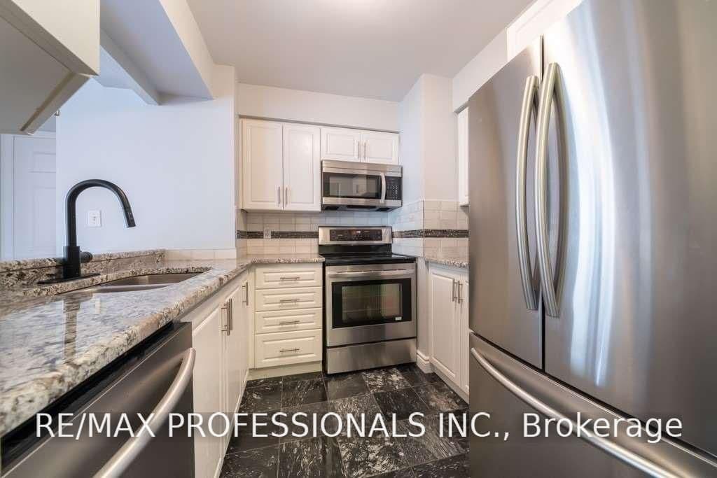 99 Hayden Street, Unit 610 thumbnail 9