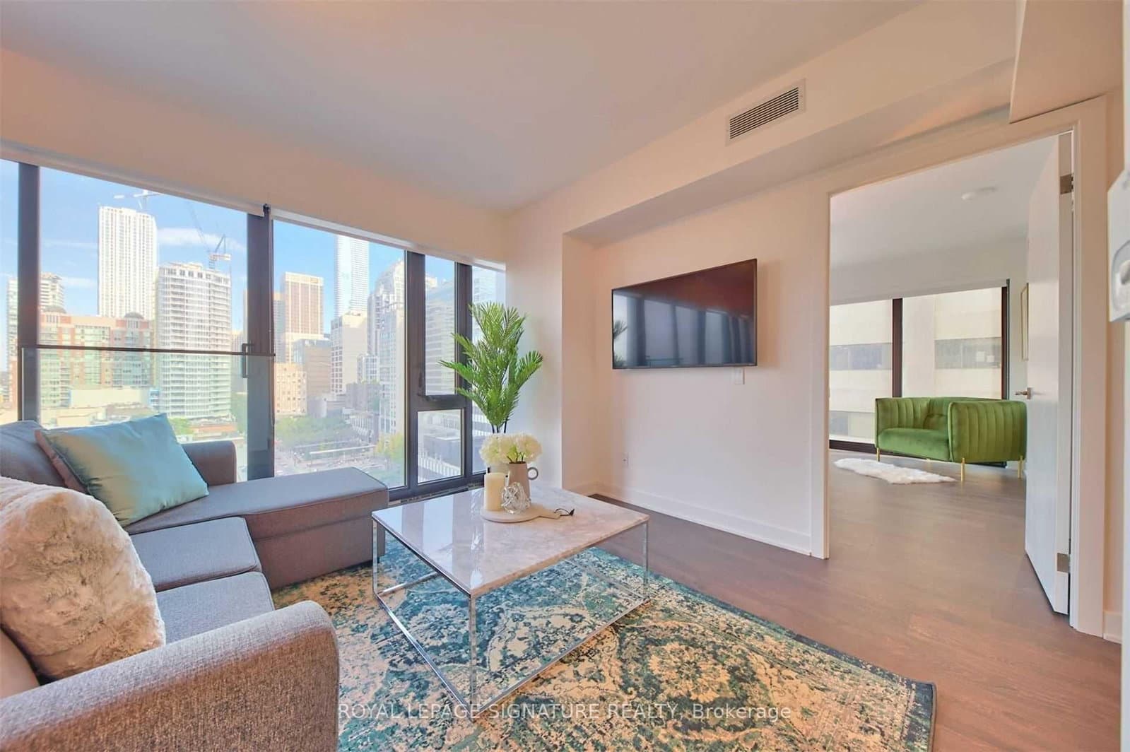 188 Cumberland Street, Unit 1004 thumbnail 2