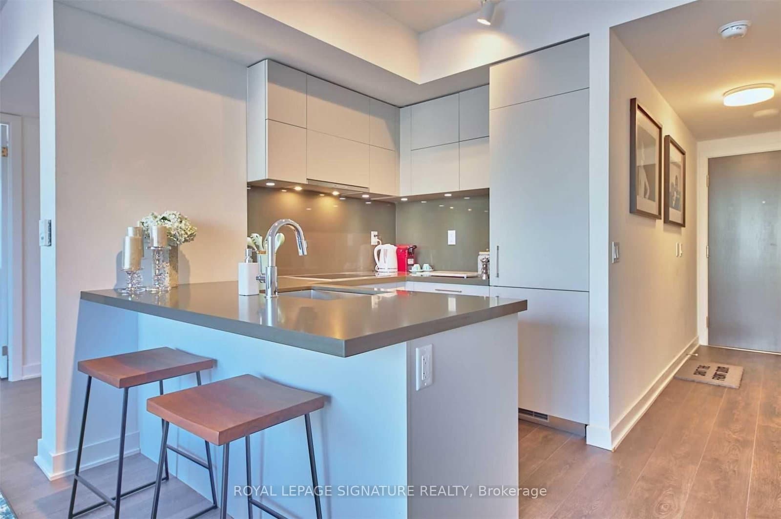 188 Cumberland Street, Unit 1004 thumbnail 9
