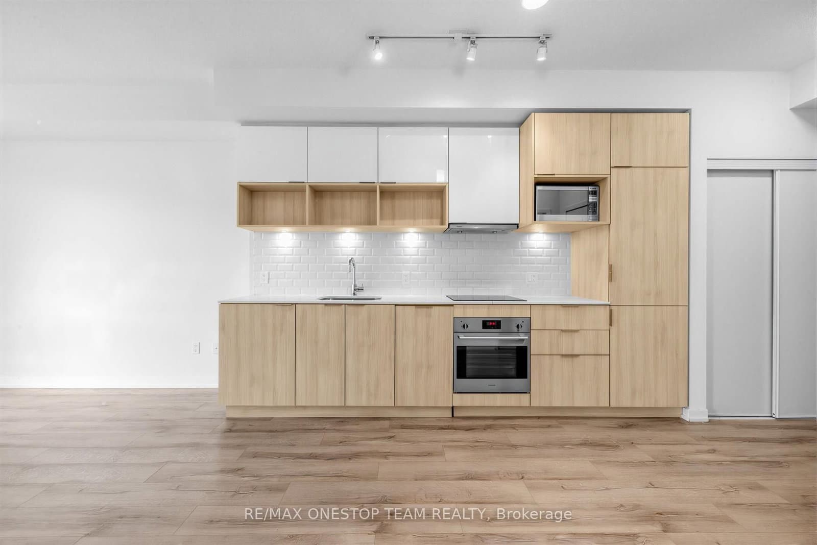 52 Forest Manor Road, Unit 707 thumbnail 11
