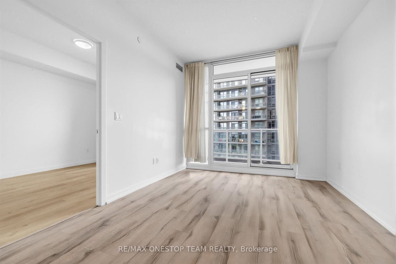 52 Forest Manor Road, Unit 707 thumbnail 21
