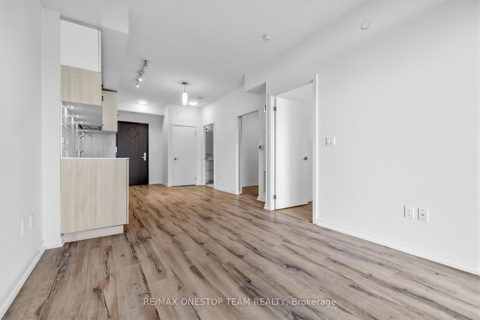 52 Forest Manor Road, Unit 707 thumbnail 24