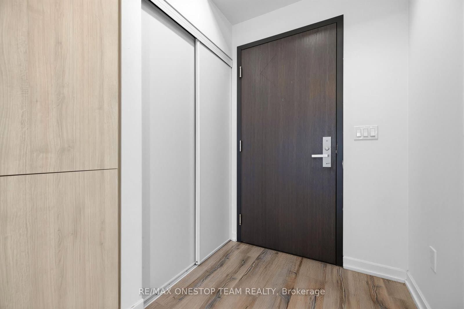 52 Forest Manor Road, Unit 707 thumbnail 3