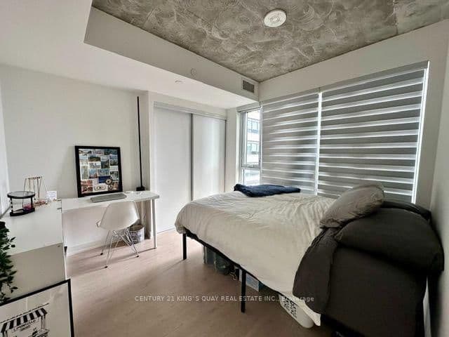 65 Mutual Street, Unit 1009 thumbnail 12