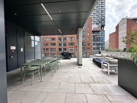 65 Mutual Street, Unit 1009 thumbnail 14