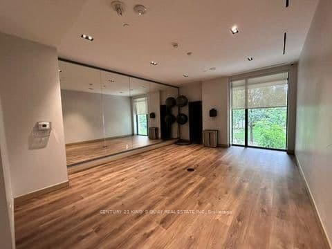 65 Mutual Street, Unit 1009 thumbnail 17