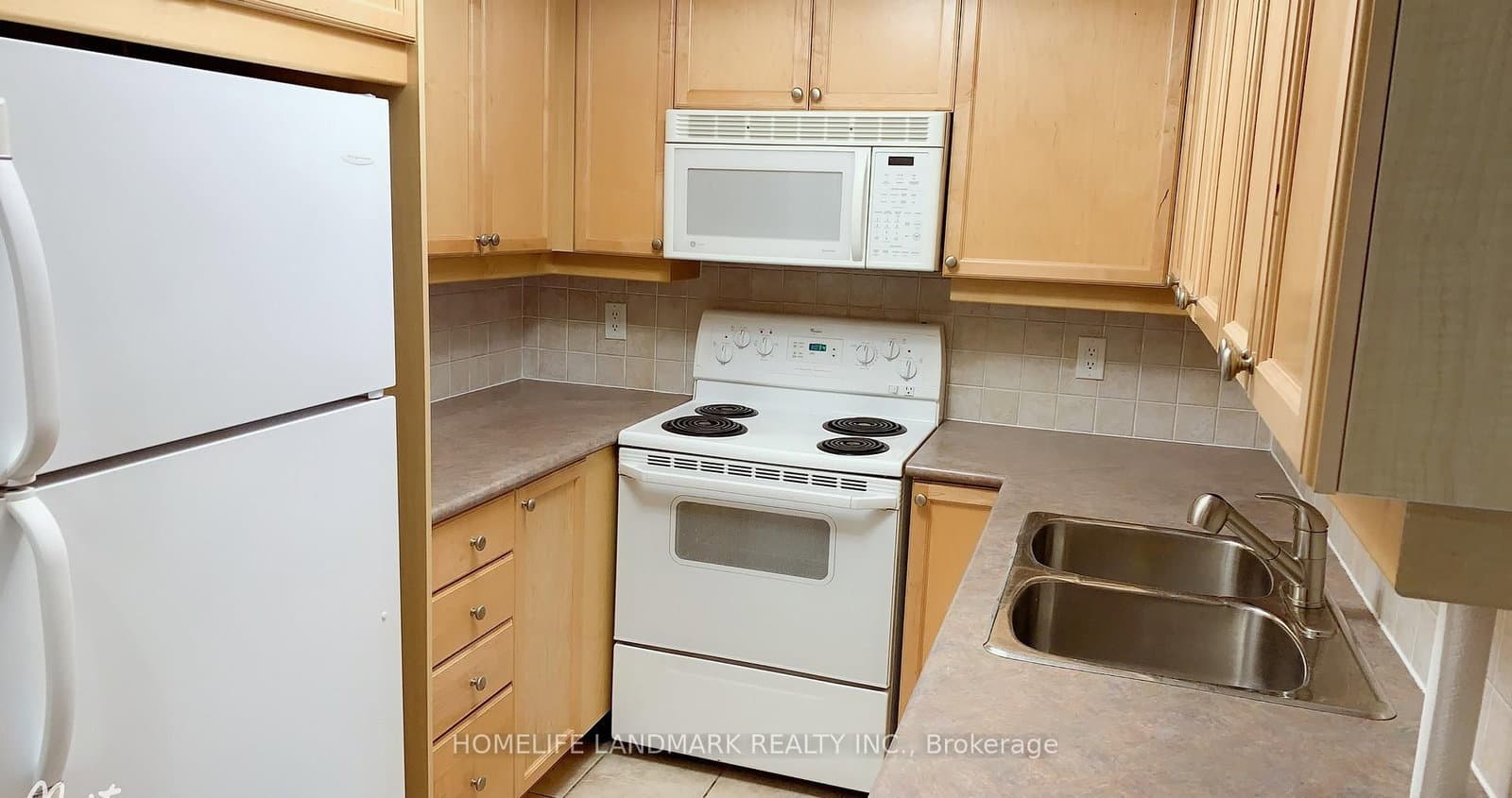 15 Northtown Way, Unit 822 thumbnail 2