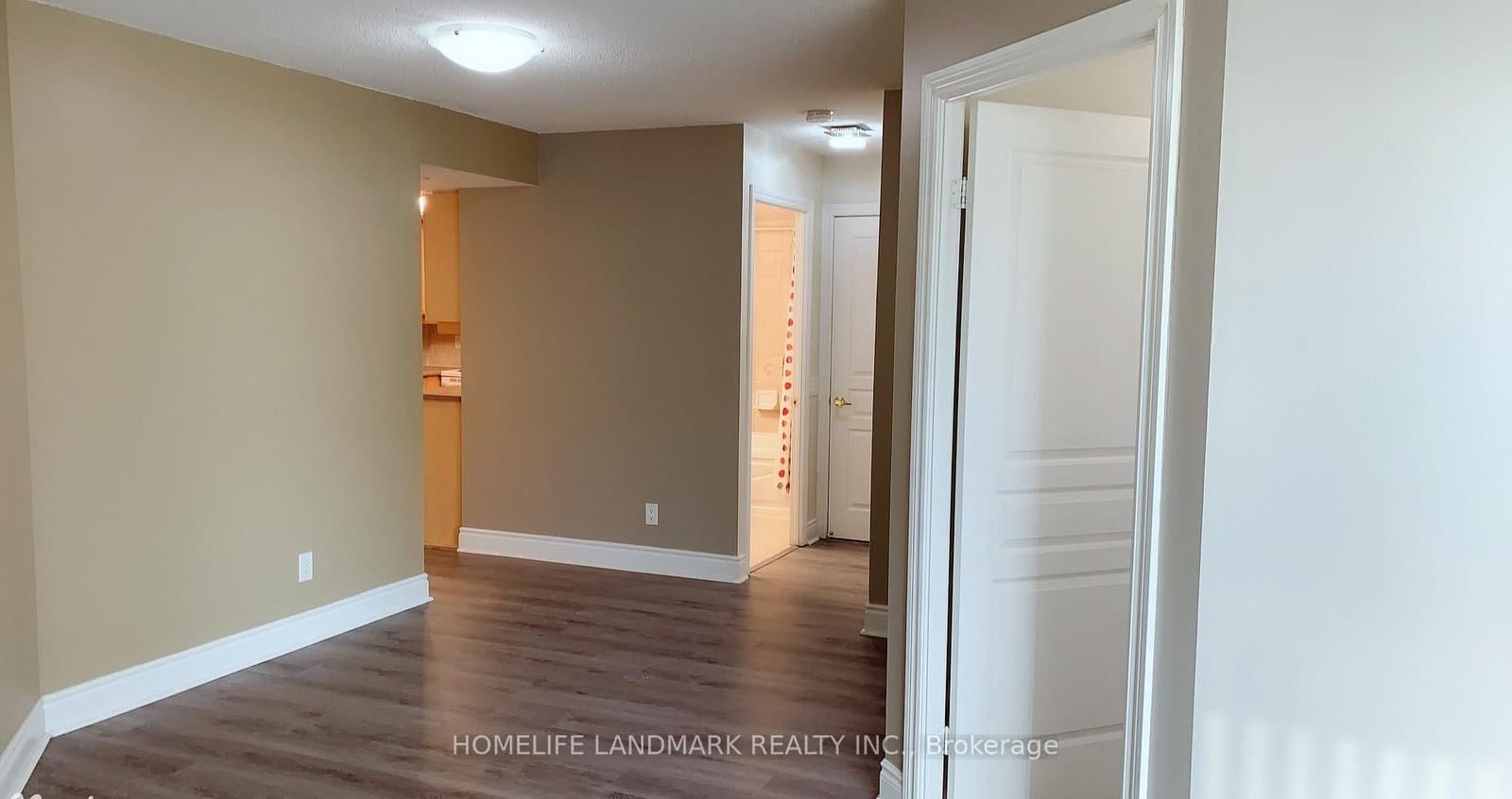 15 Northtown Way, Unit 822 thumbnail 8