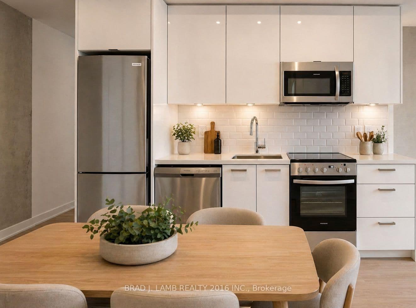 284 King Street E, Unit 1507 thumbnail 2