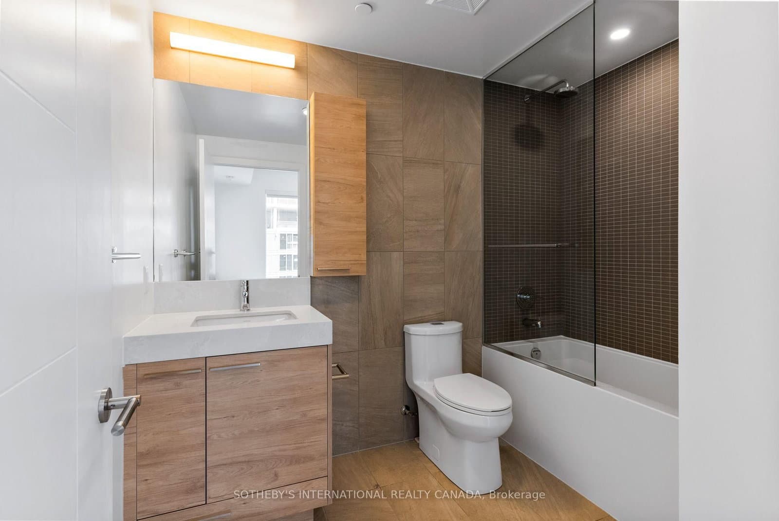 200 Redpath Avenue, Unit 3410 thumbnail 15