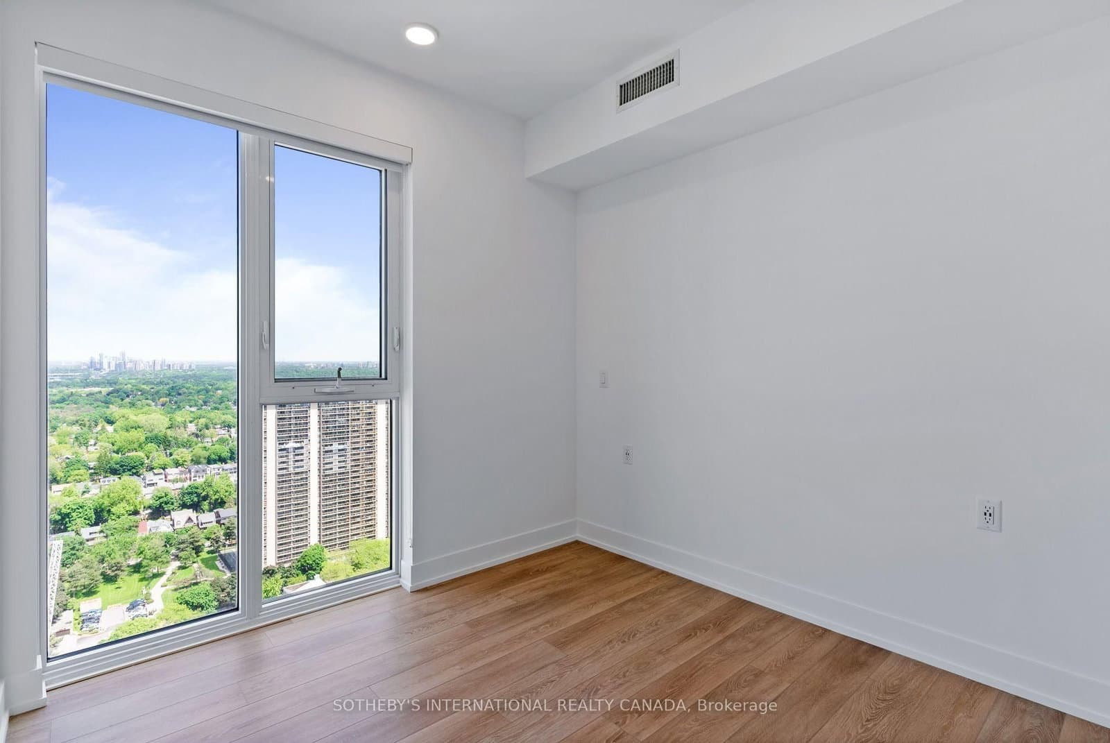 200 Redpath Avenue, Unit 3410 thumbnail 5
