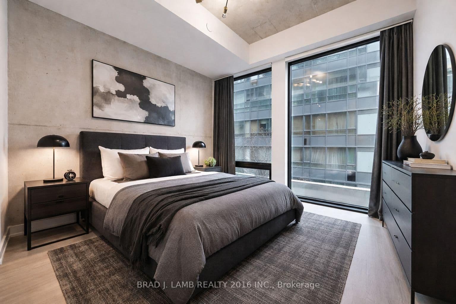 284 King Street E, Unit 308 thumbnail 3