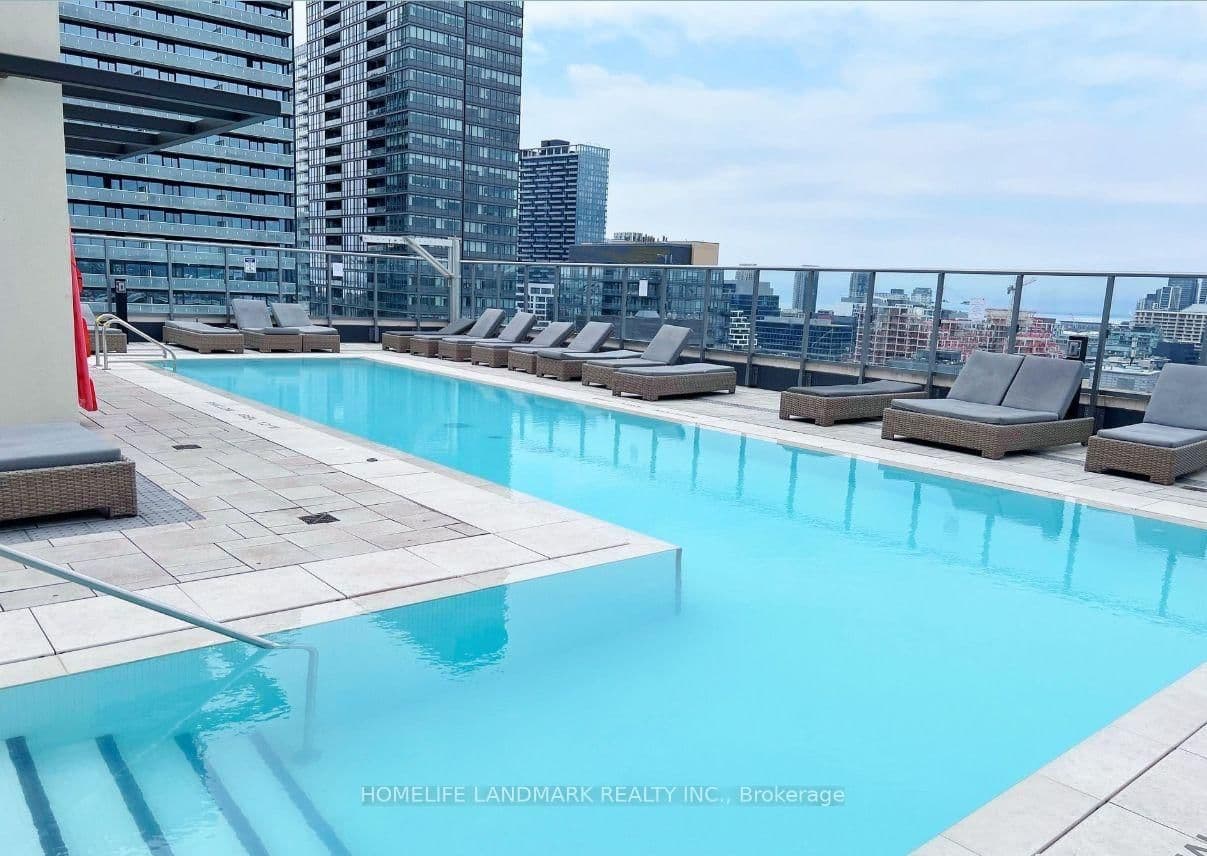 108 Peter Street, Unit 1318 thumbnail 12
