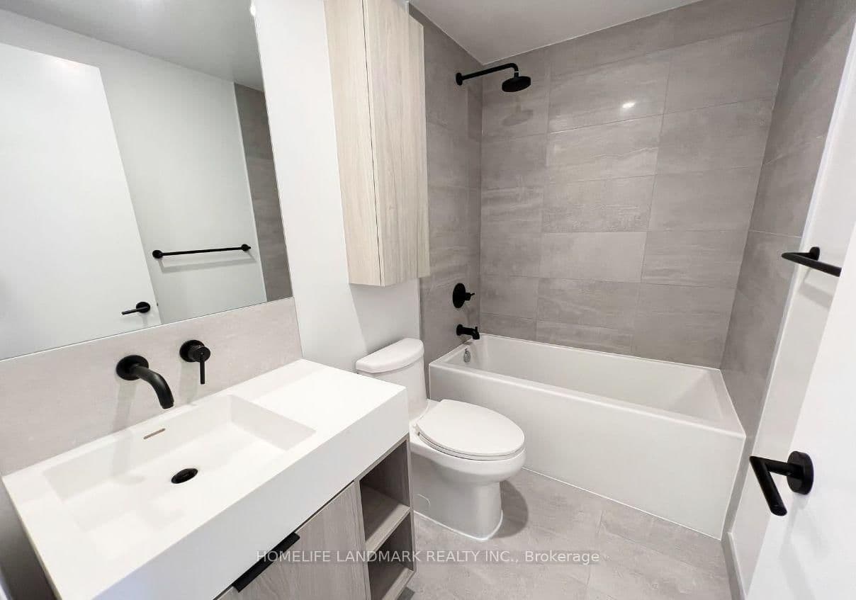 108 Peter Street, Unit 1318 thumbnail 9