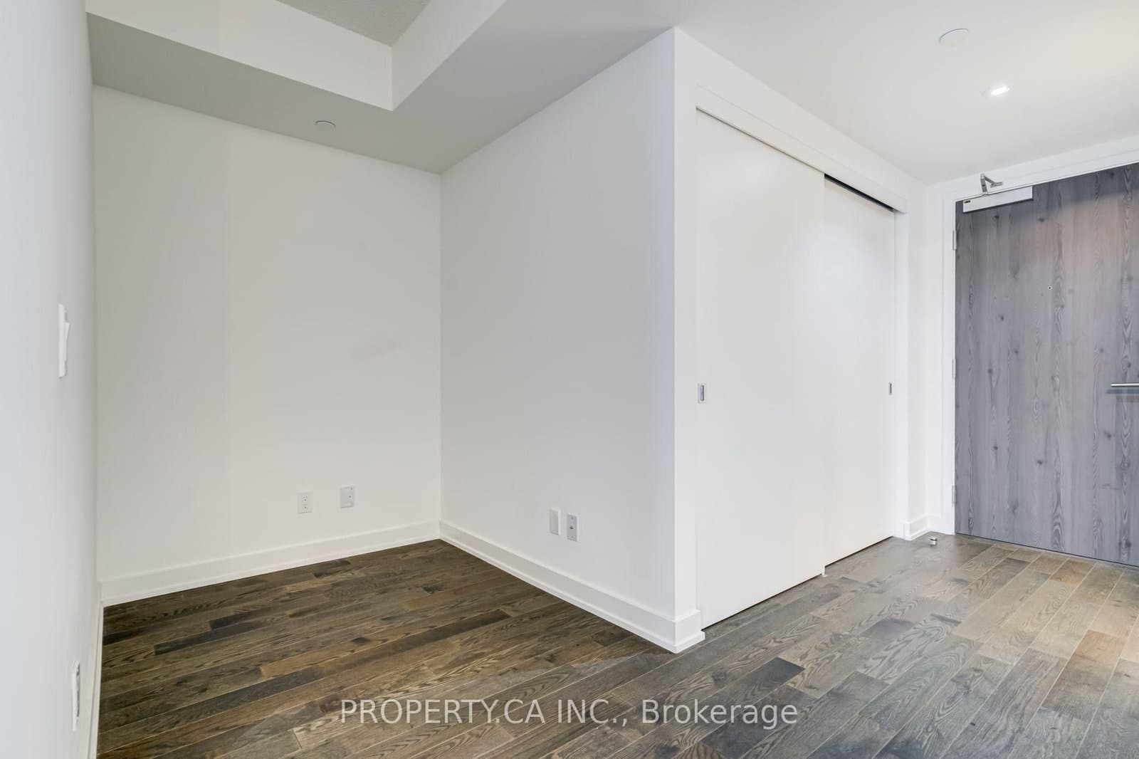 25 Richmond Street E, Unit 1513 thumbnail 26