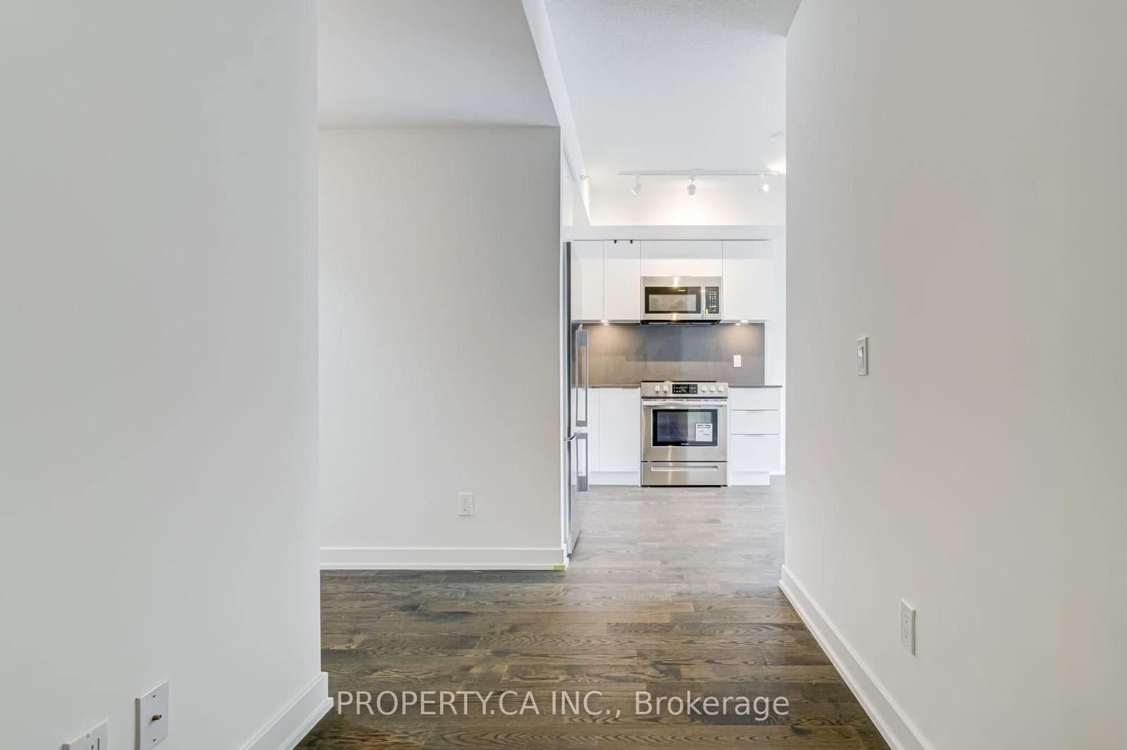 25 Richmond Street E, Unit 1513 thumbnail 28