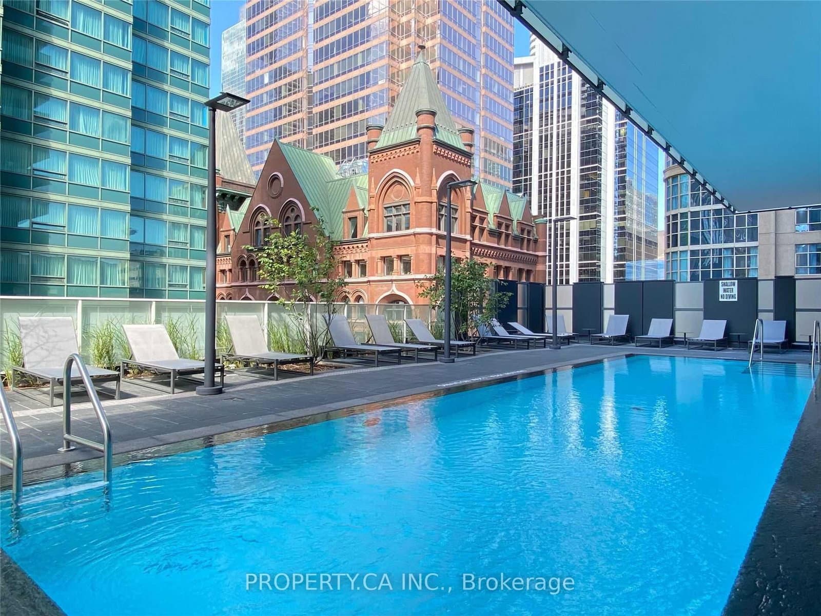 25 Richmond Street E, Unit 1513 thumbnail 36