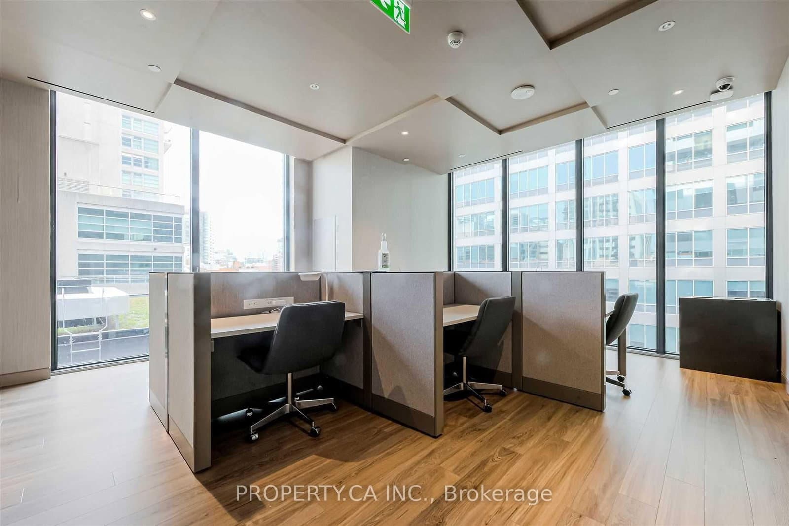 25 Richmond Street E, Unit 1513 thumbnail 46