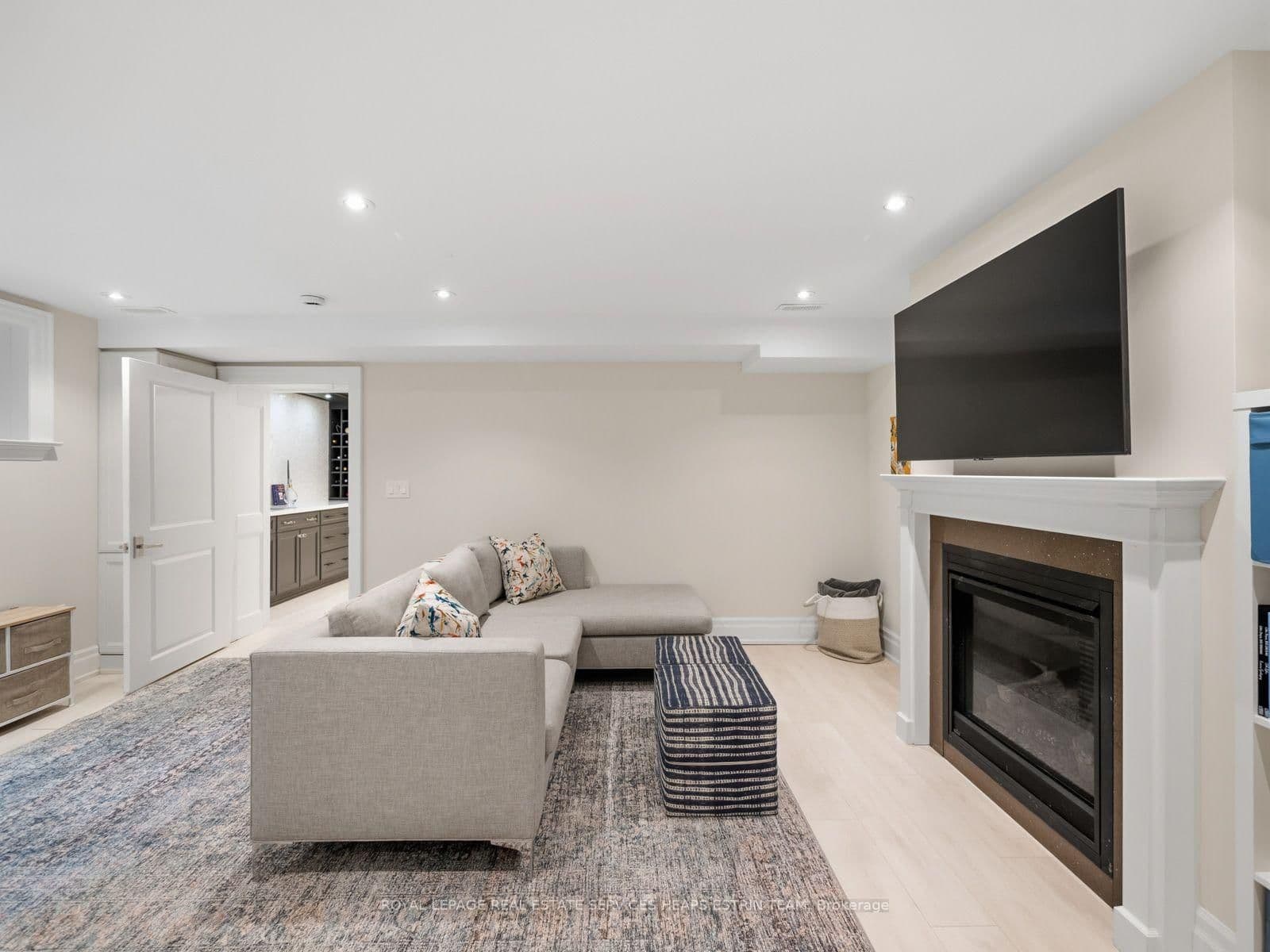 29 Maxwell Avenue thumbnail 41