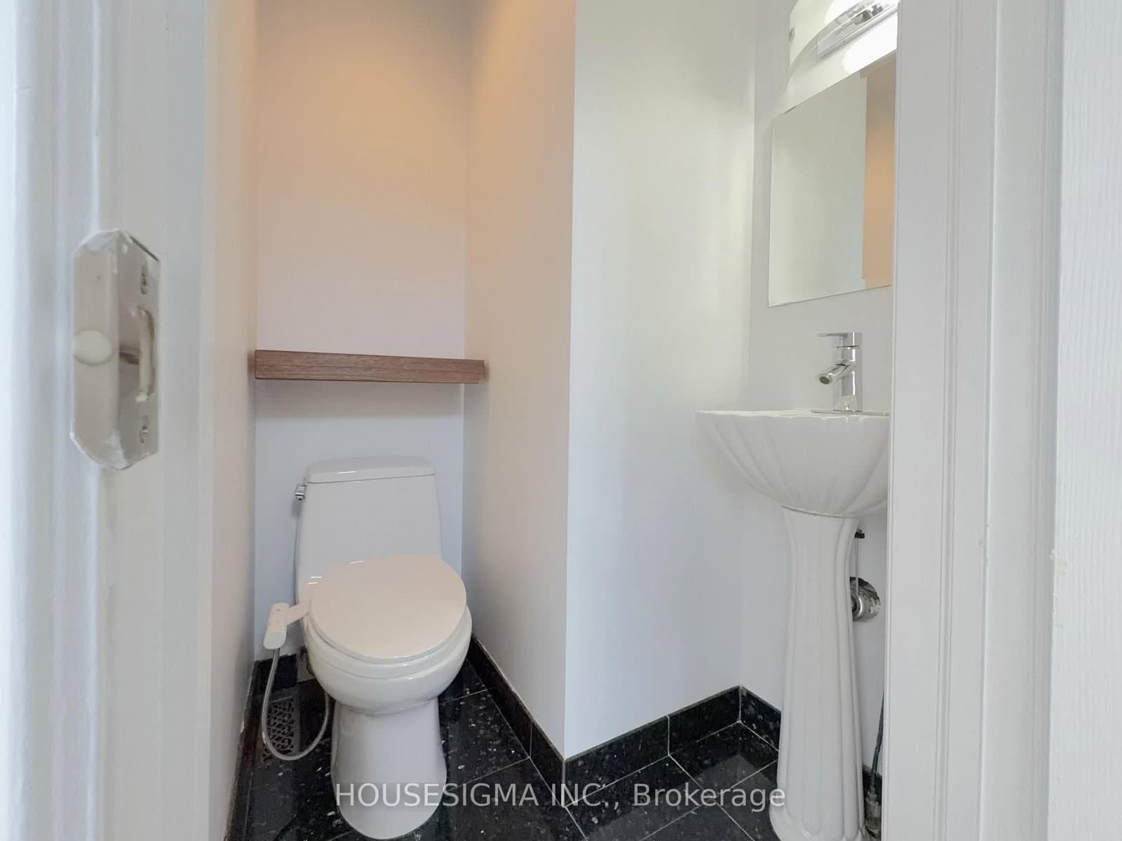 116 Cranbrooke Avenue, Unit Main thumbnail 19