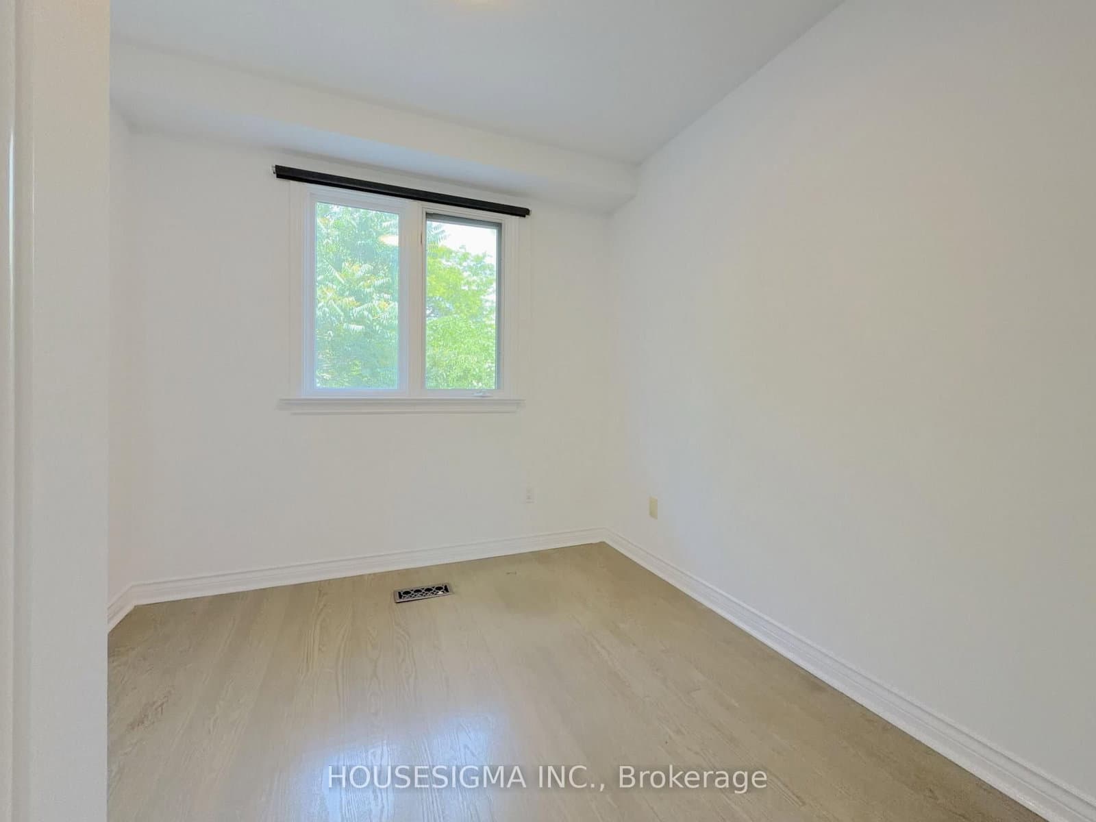 116 Cranbrooke Avenue, Unit Main thumbnail 22