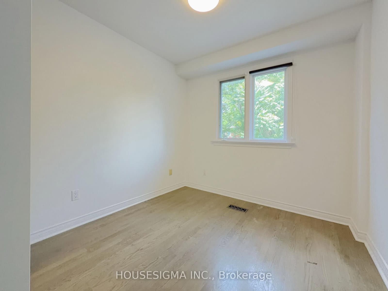 116 Cranbrooke Avenue, Unit Main thumbnail 25
