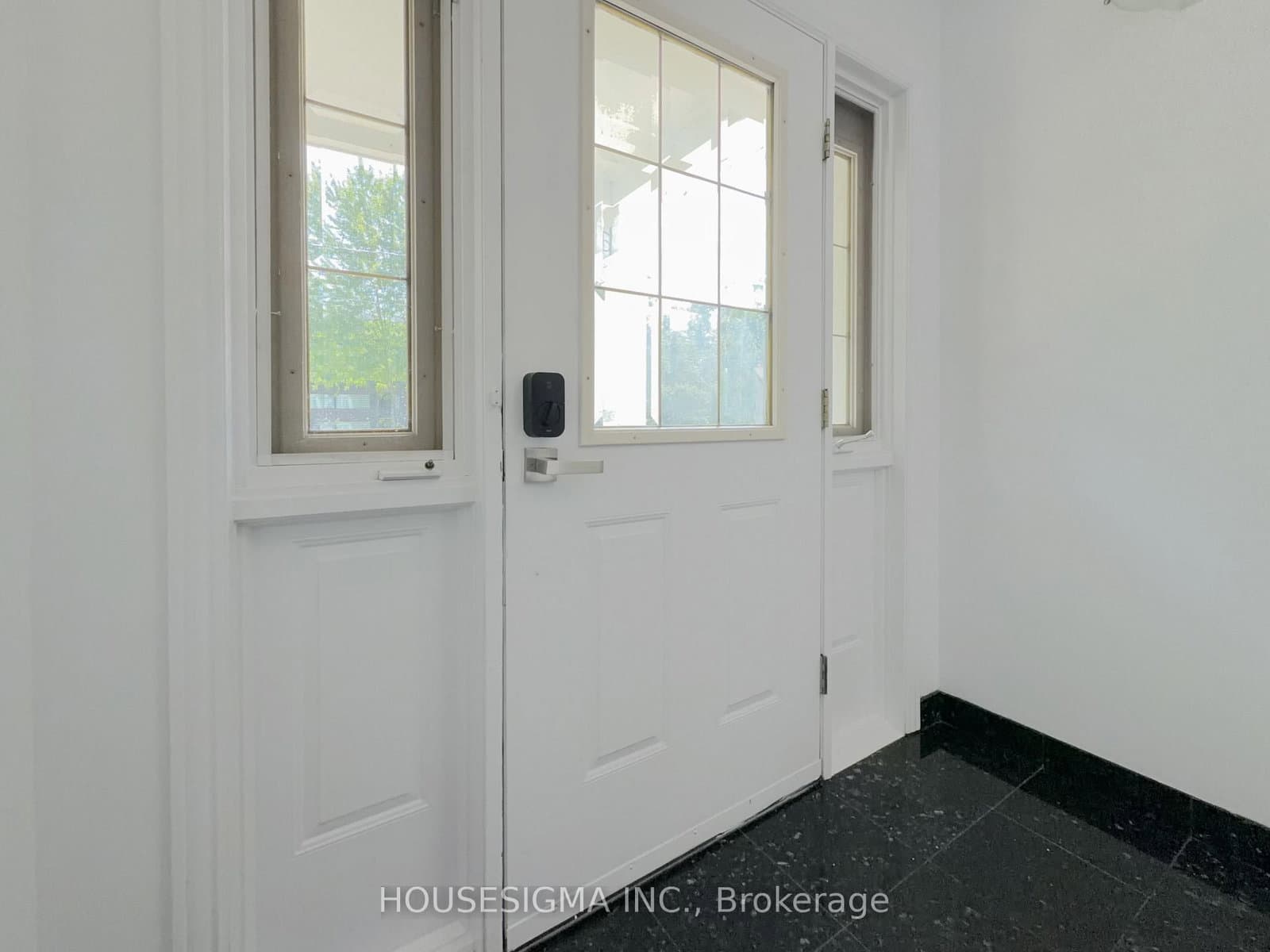 116 Cranbrooke Avenue, Unit Main thumbnail 3
