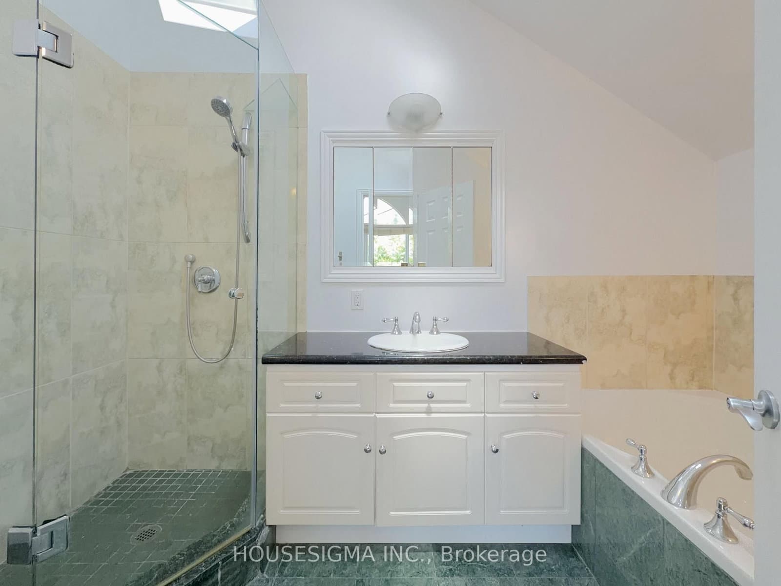 116 Cranbrooke Avenue, Unit Main thumbnail 35