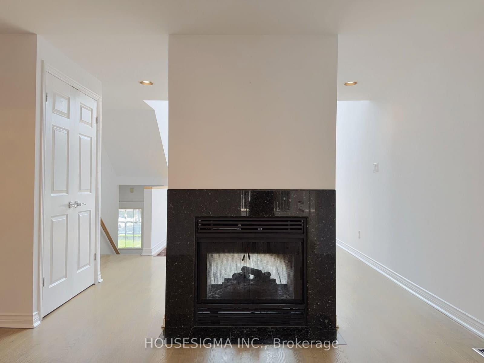116 Cranbrooke Avenue, Unit Main thumbnail 5