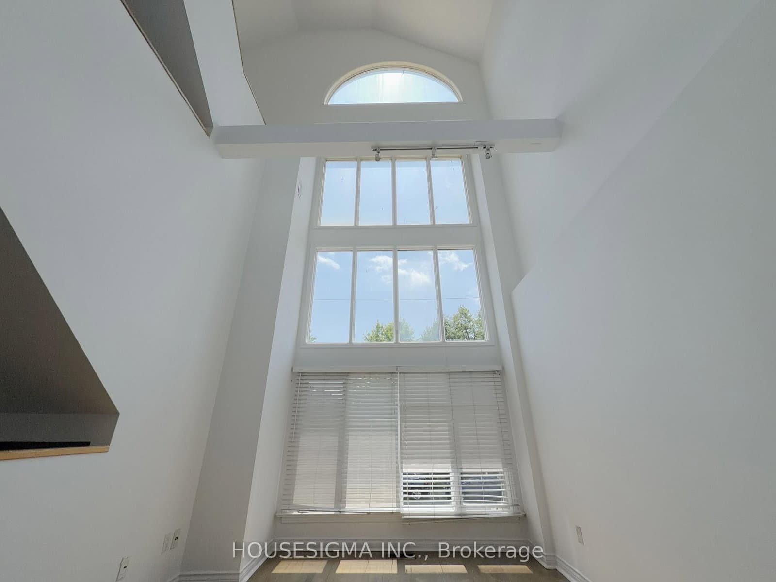 116 Cranbrooke Avenue, Unit Main thumbnail 6