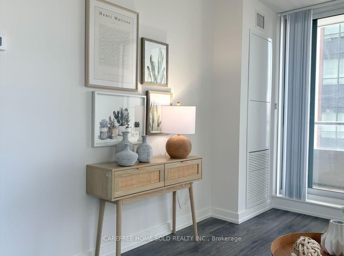 225 Sumach Street, Unit 711 thumbnail 10