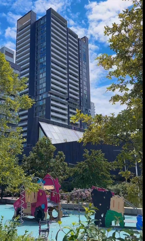 225 Sumach Street, Unit 711 thumbnail 15