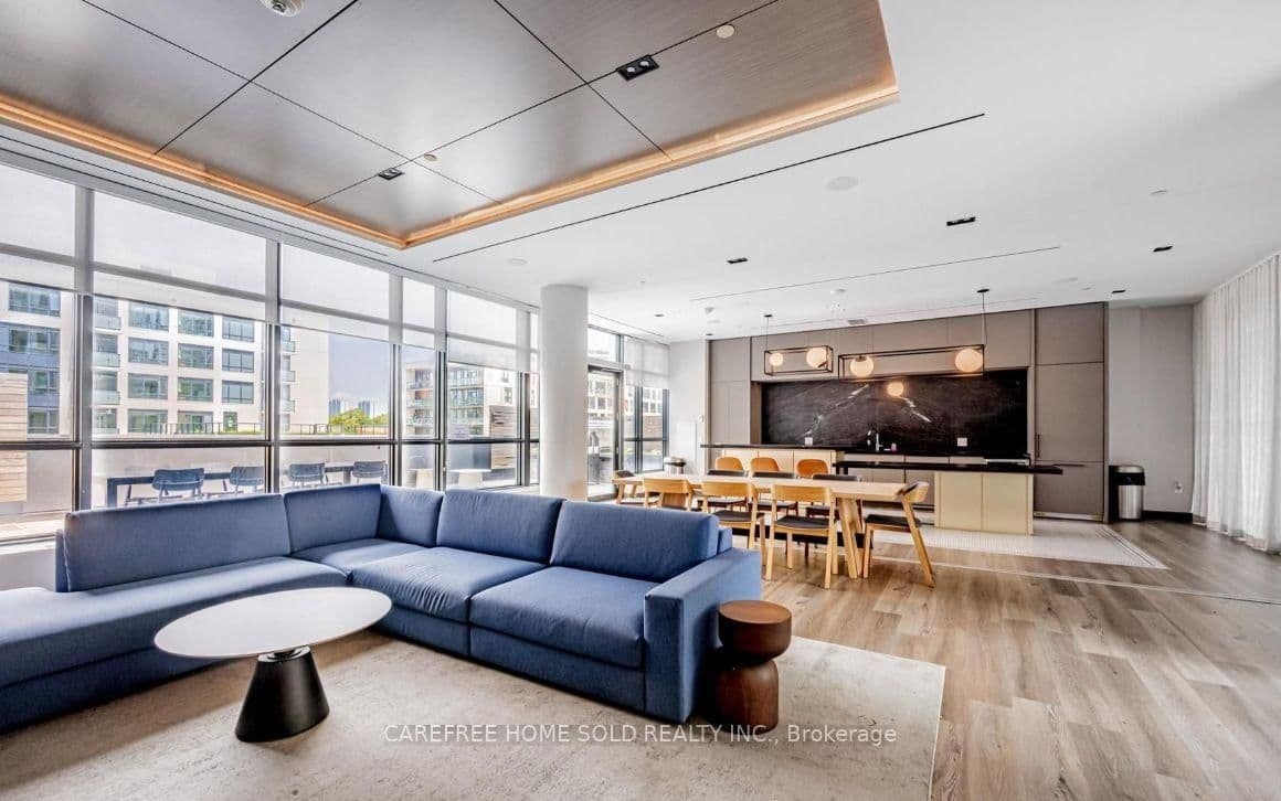 225 Sumach Street, Unit 711 thumbnail 16