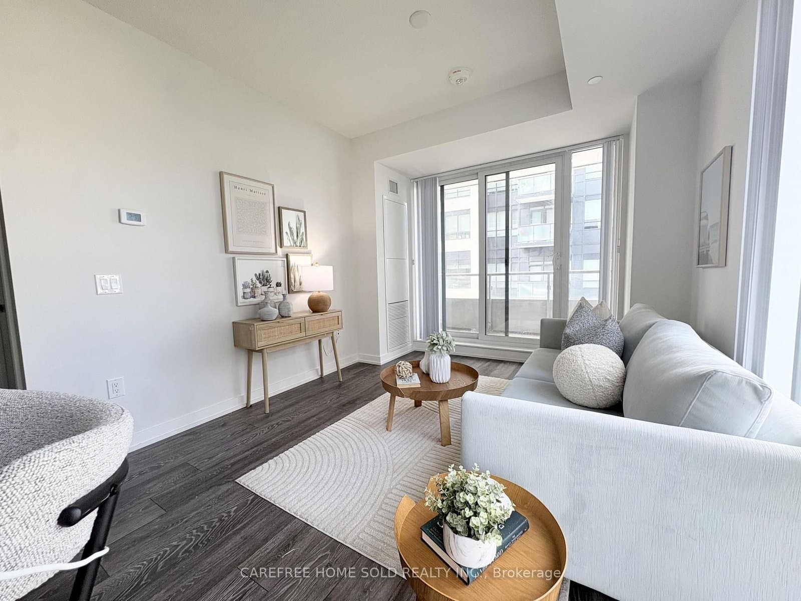 225 Sumach Street, Unit 711 thumbnail 3