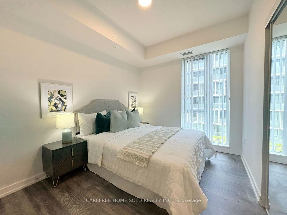 225 Sumach Street, Unit 711 thumbnail 6