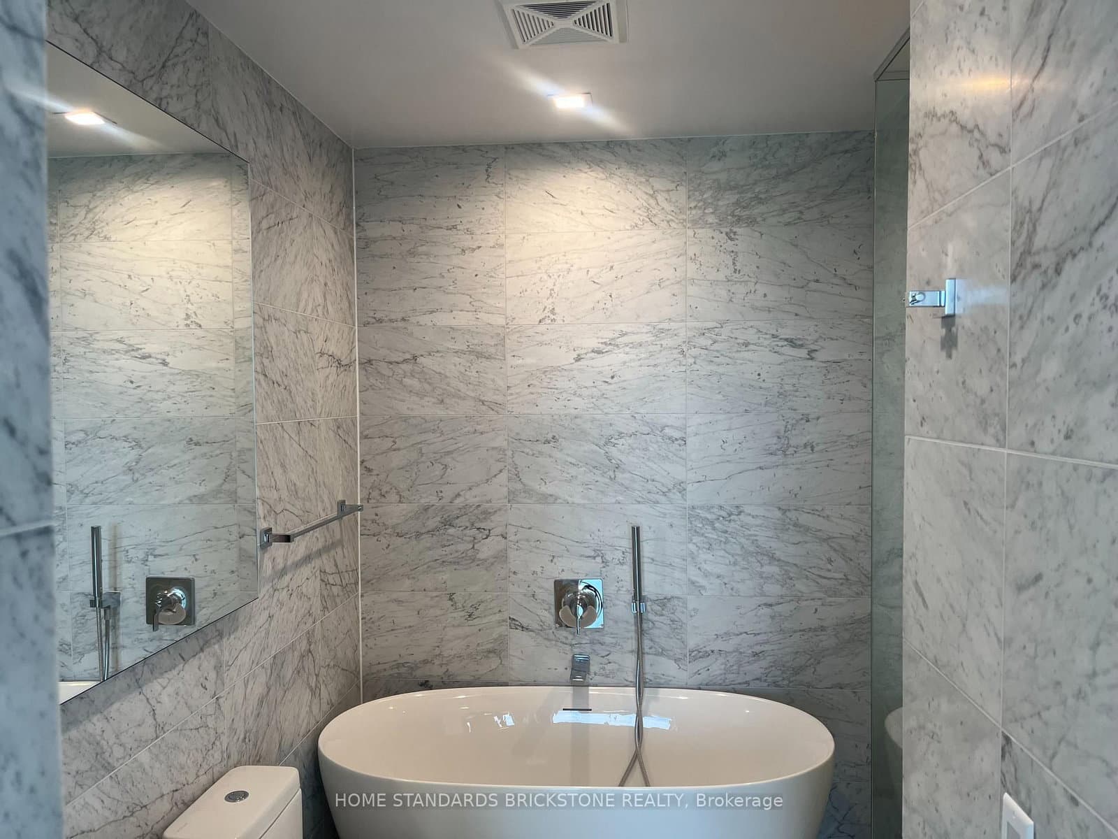 29 Green Trail Court, Unit 2810 thumbnail 24