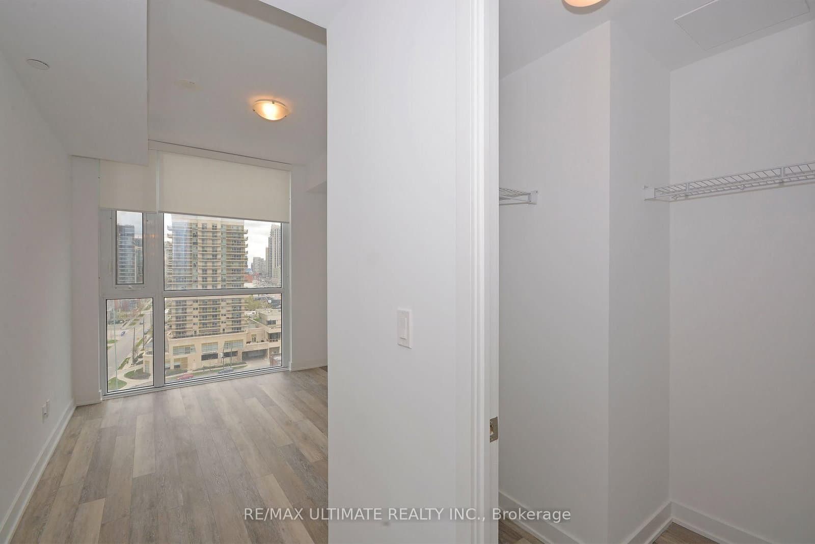5180 Yonge Street, Unit 401 thumbnail 10