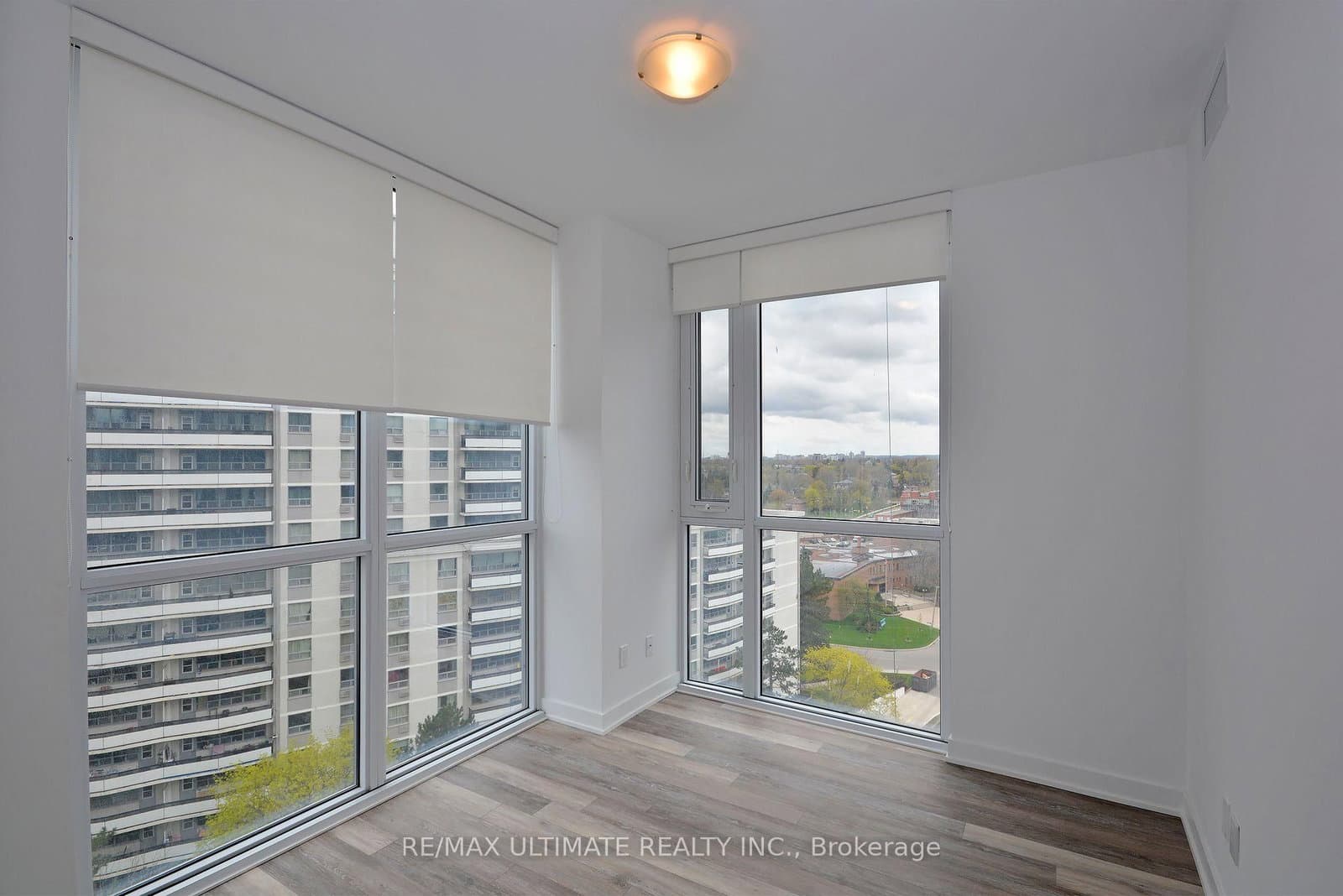 5180 Yonge Street, Unit 401 thumbnail 7