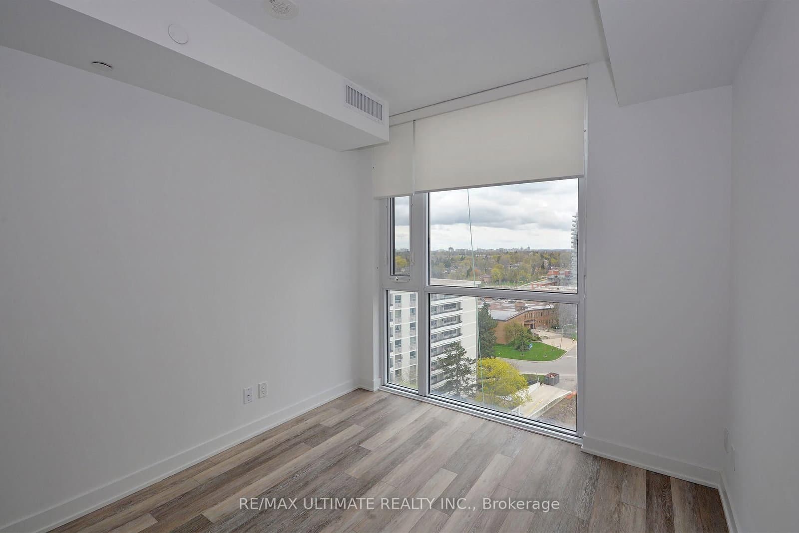 5180 Yonge Street, Unit 401 thumbnail 8