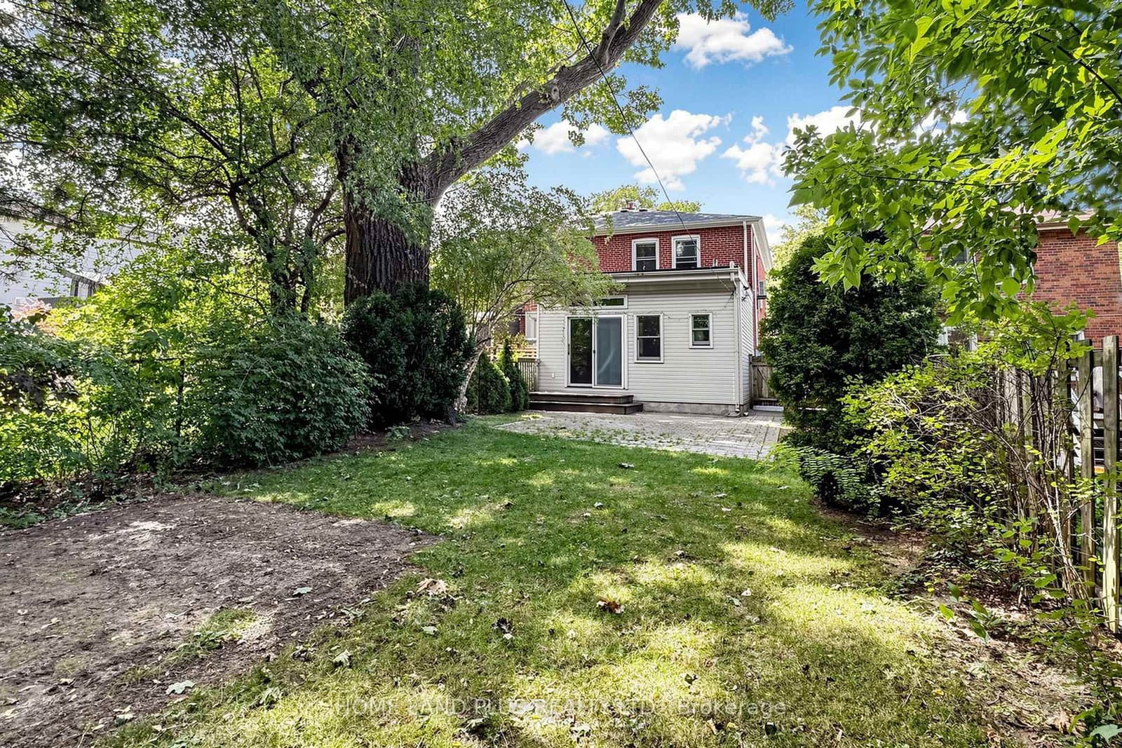 57 Mann Avenue thumbnail 38
